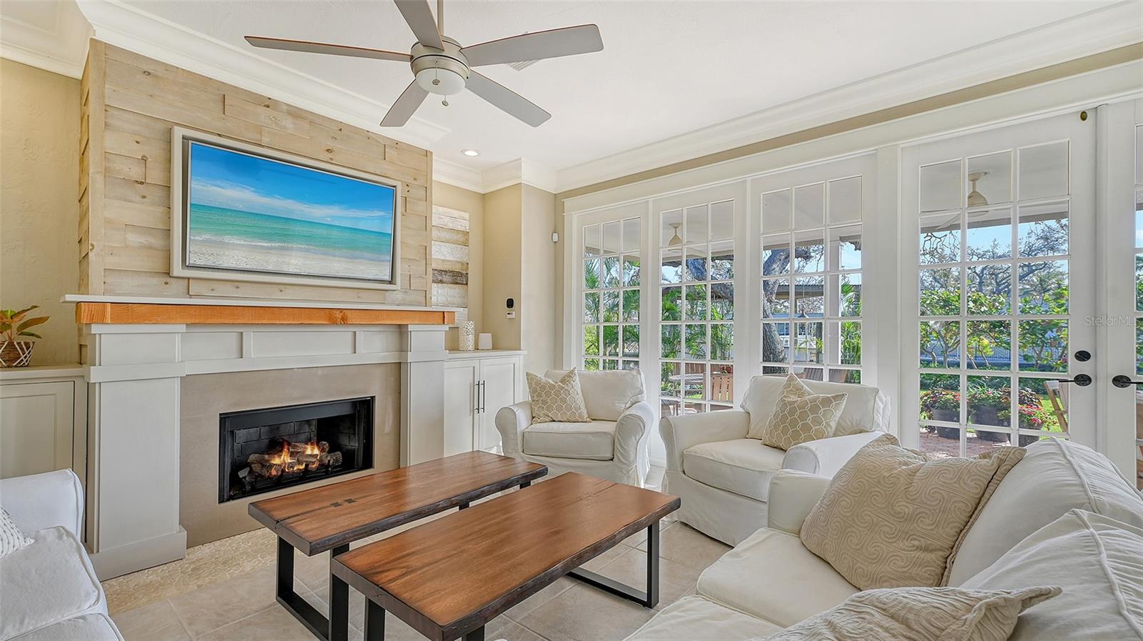 5165 SANDY COVE AVE, SIESTA KEY, FL, 34242