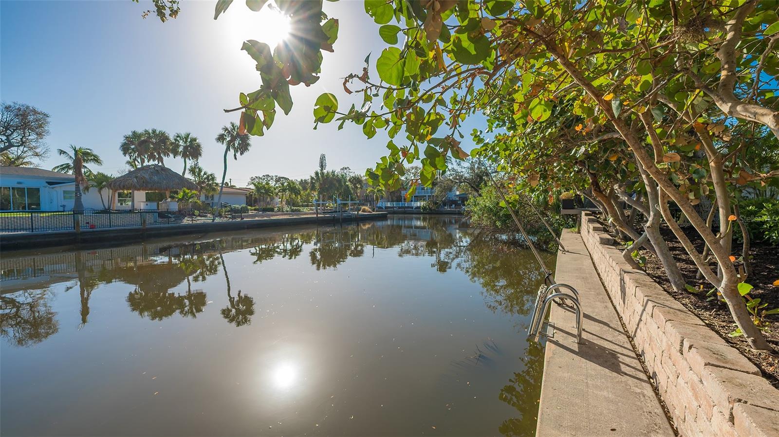 5165 SANDY COVE AVE, SIESTA KEY, FL, 34242