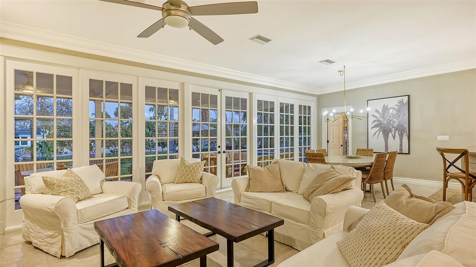 5165 SANDY COVE AVE, SIESTA KEY, FL, 34242