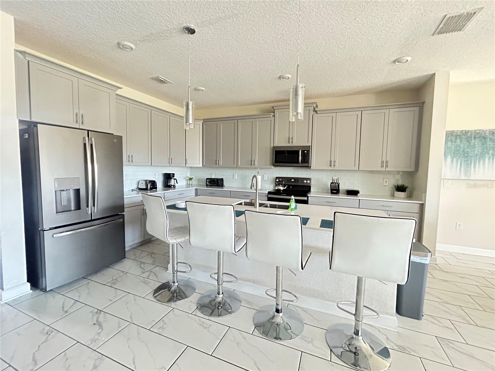 8932 CABOT CLIFFS DR, DAVENPORT, FL, 33896