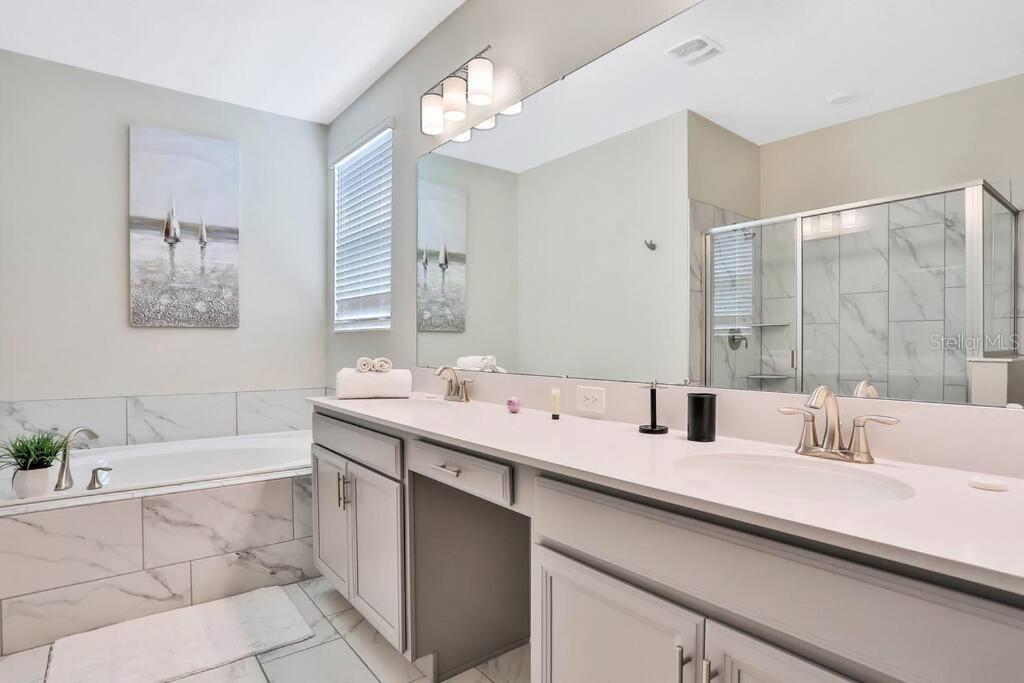 8932 CABOT CLIFFS DR, DAVENPORT, FL, 33896