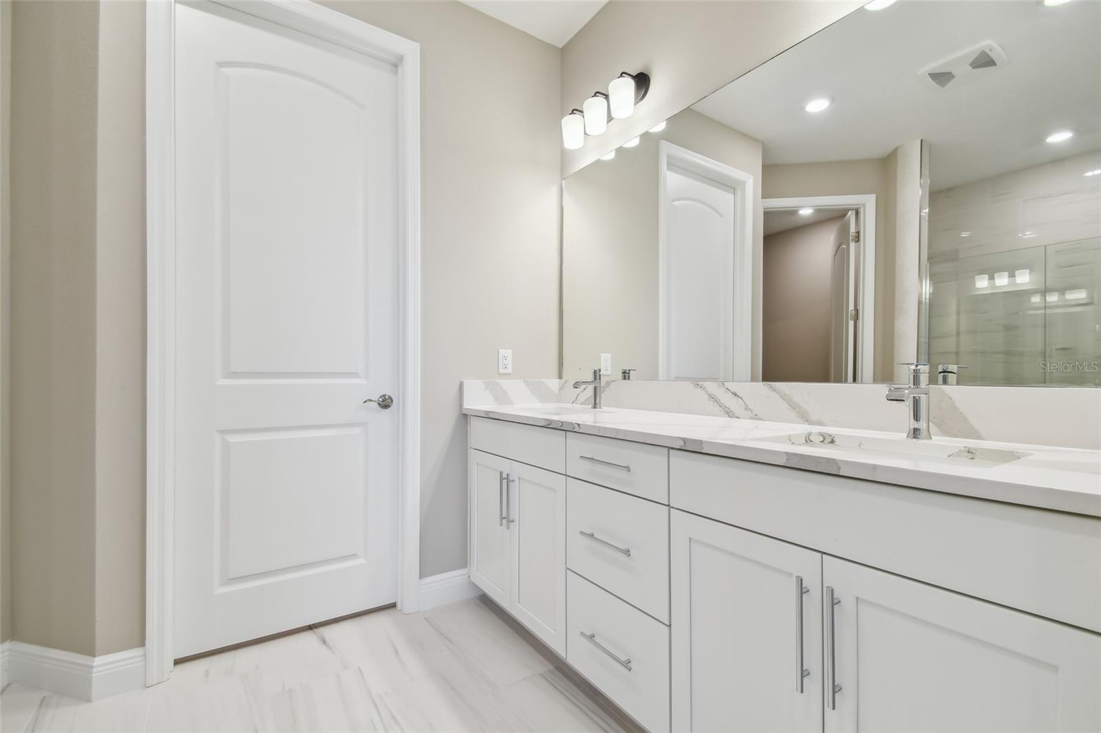 18019 CHERISHED LOOP, LAKEWOOD RANCH, FL, 34211