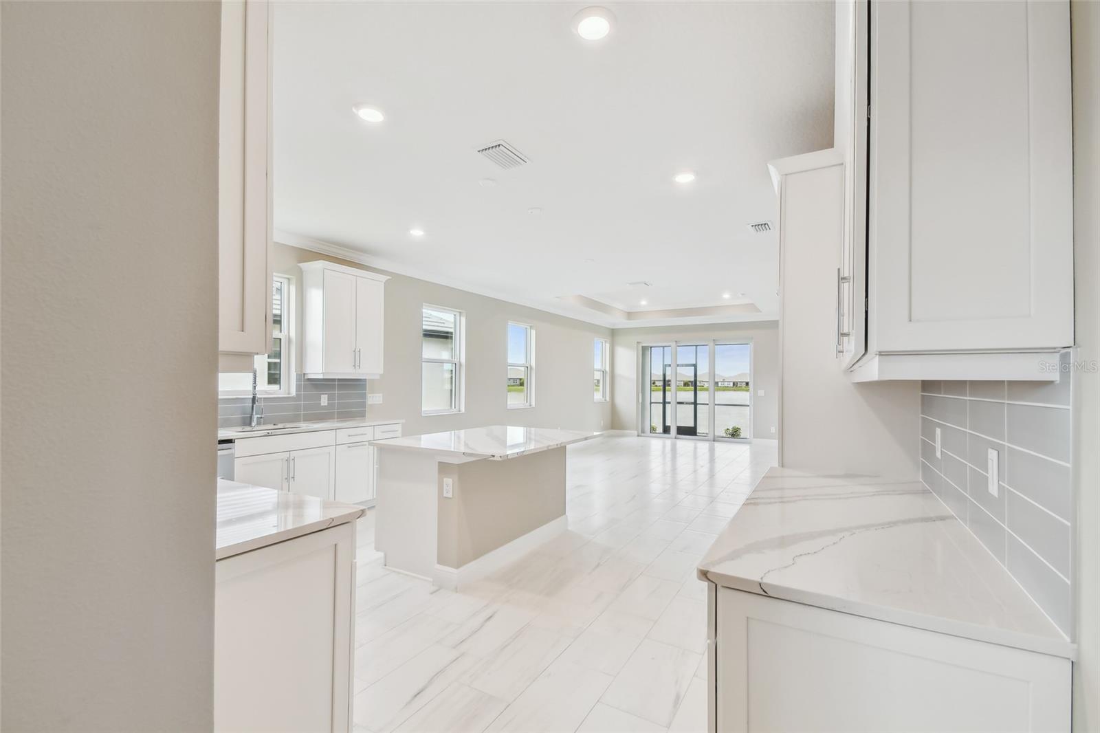 18019 CHERISHED LOOP, LAKEWOOD RANCH, FL, 34211