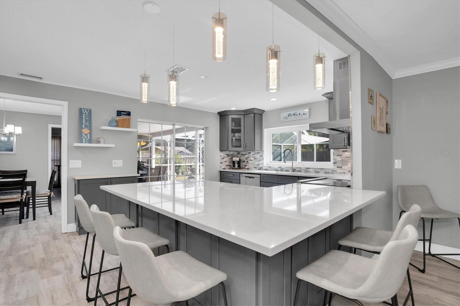 690 WILD OAK LN, PALM HARBOR, FL, 34683