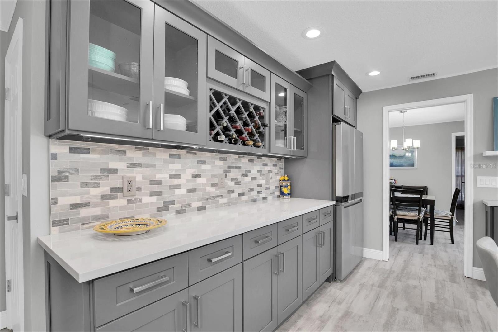 690 WILD OAK LN, PALM HARBOR, FL, 34683
