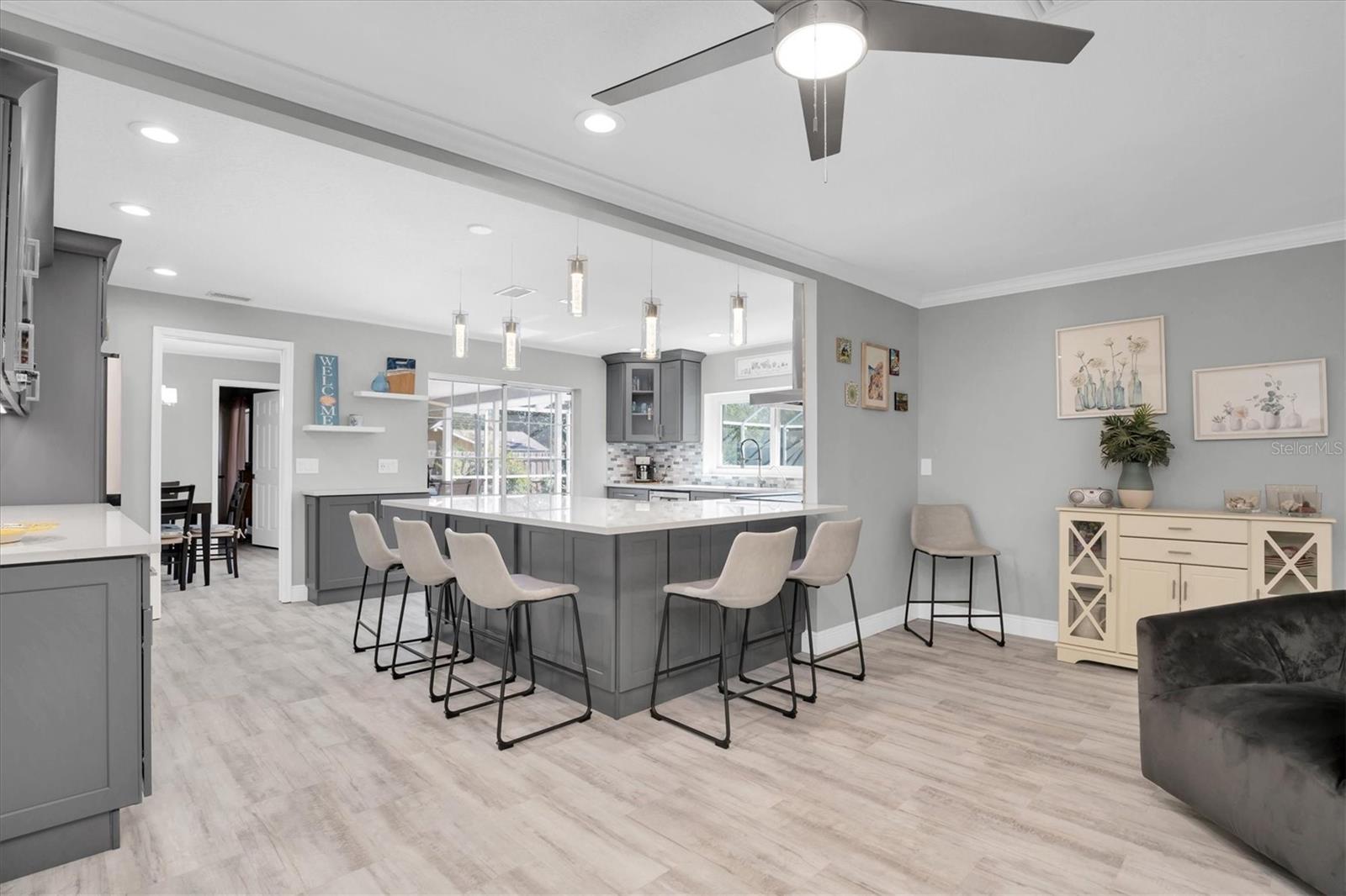 690 WILD OAK LN, PALM HARBOR, FL, 34683