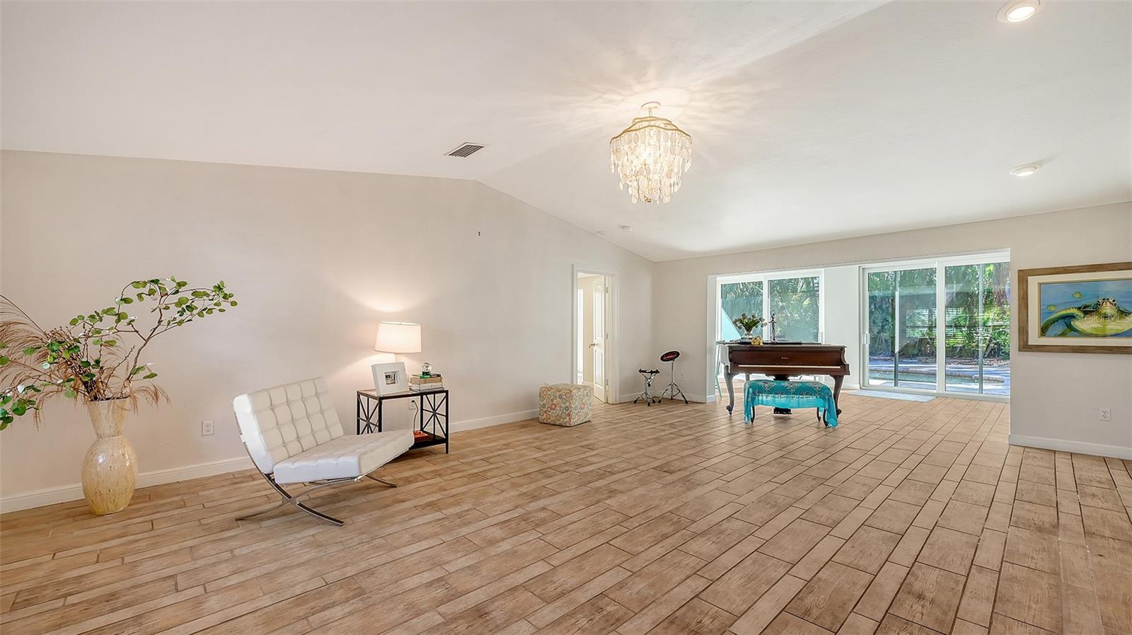 435 PARTRIDGE CIR, SARASOTA, FL, 34236
