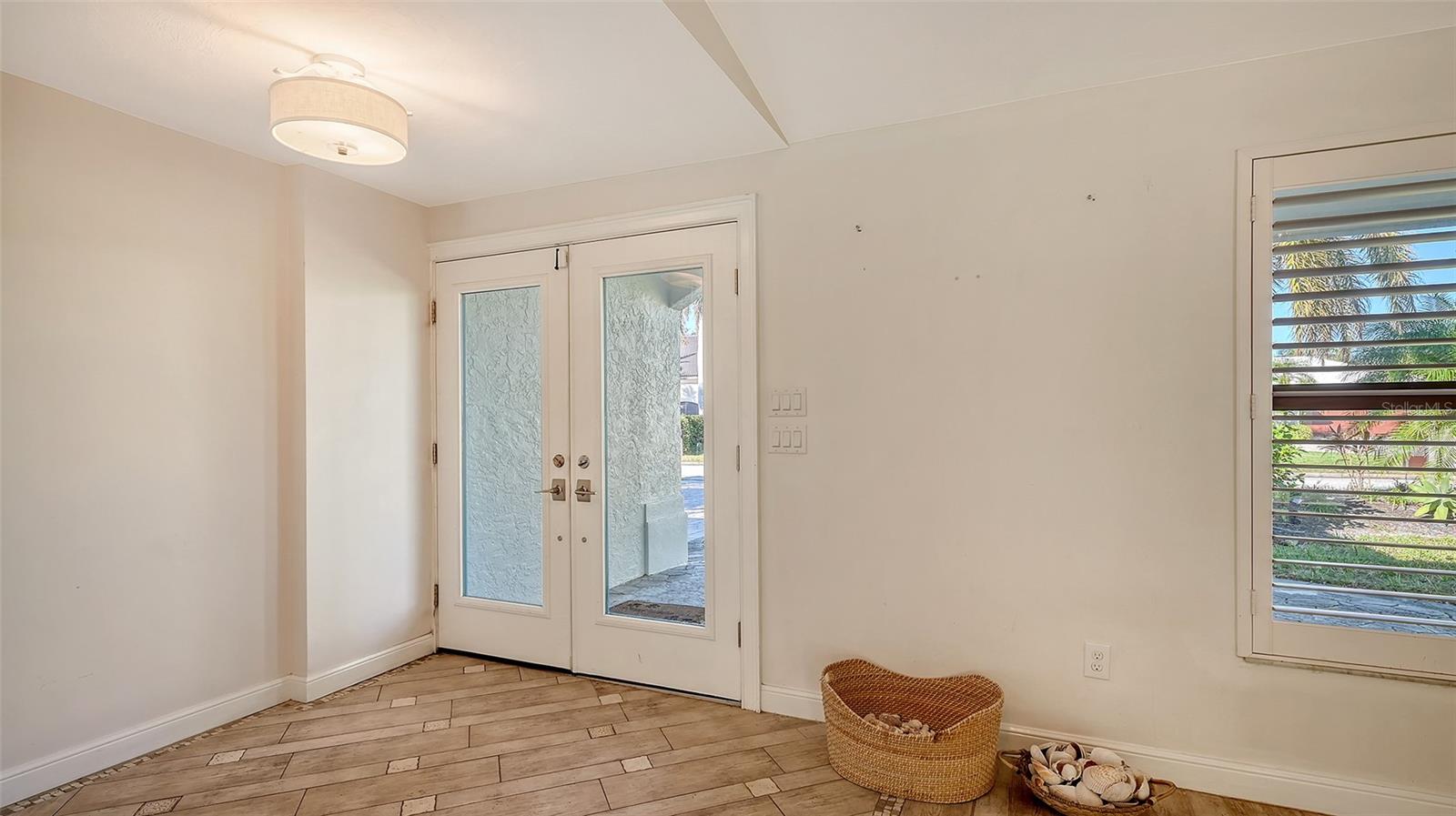435 PARTRIDGE CIR, SARASOTA, FL, 34236