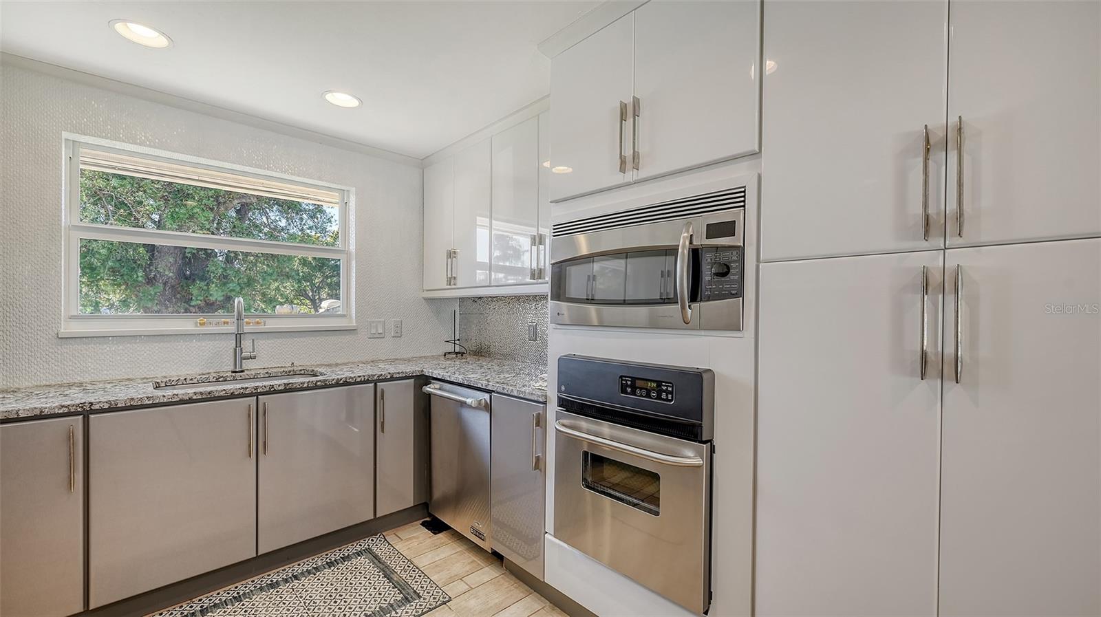 435 PARTRIDGE CIR, SARASOTA, FL, 34236