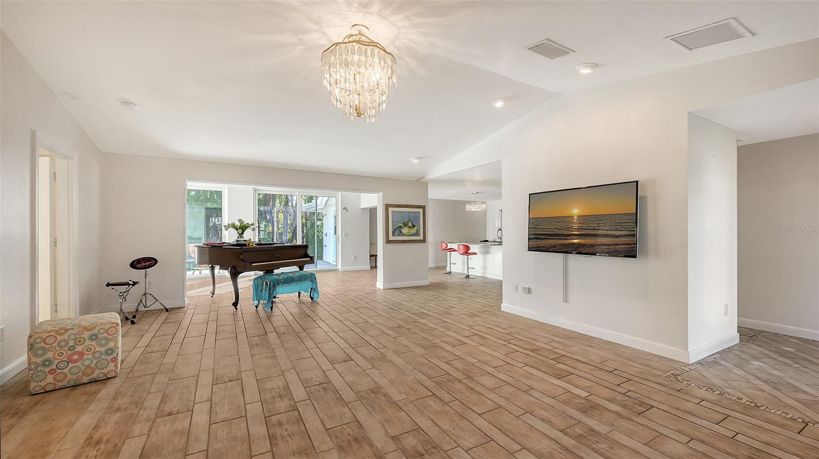 435 PARTRIDGE CIR, SARASOTA, FL, 34236