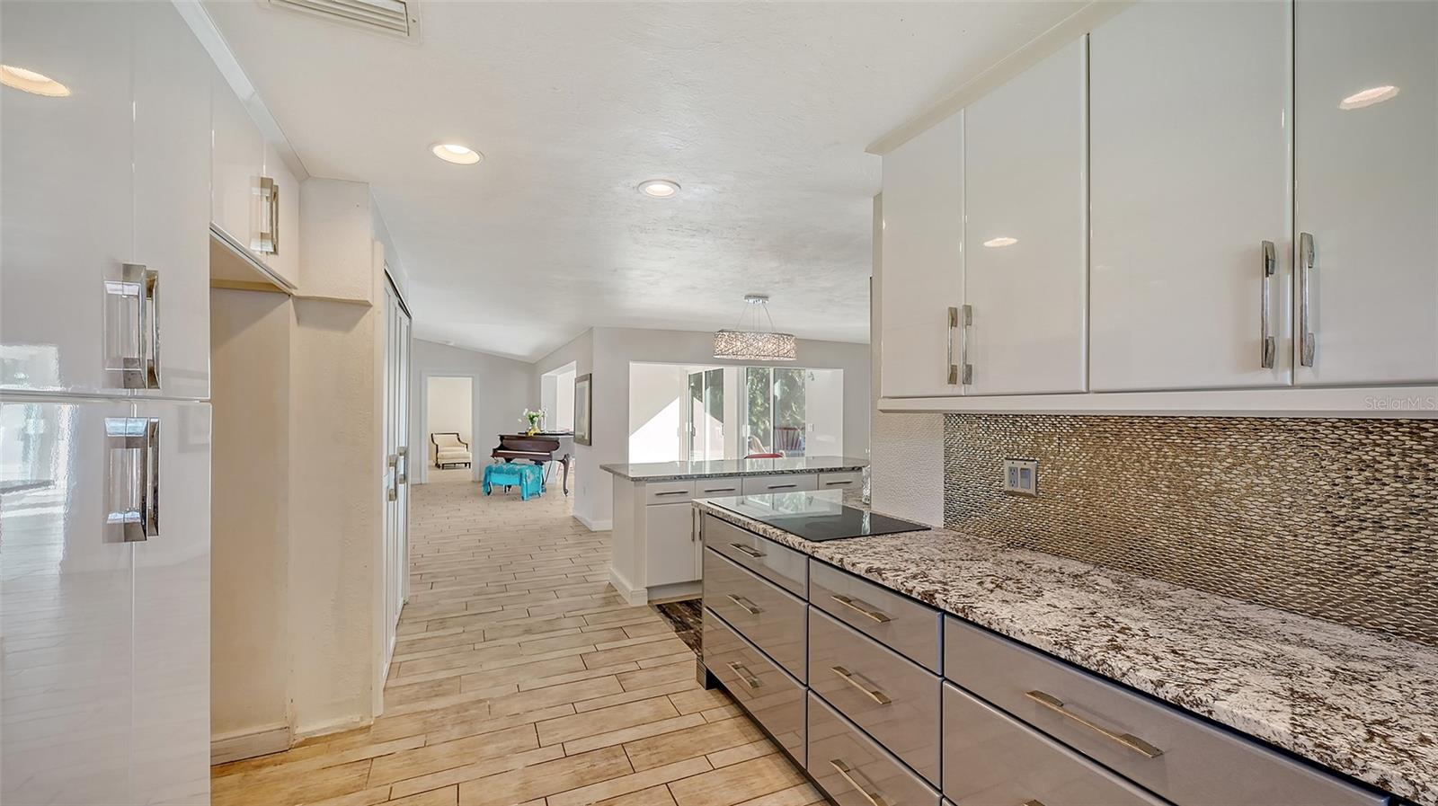 435 PARTRIDGE CIR, SARASOTA, FL, 34236