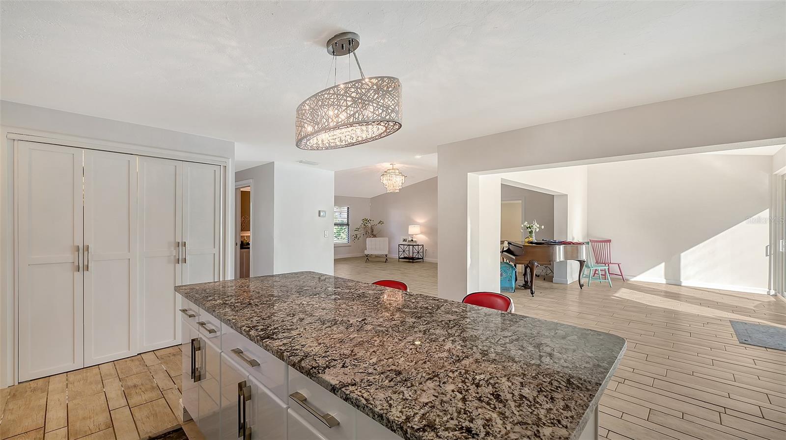 435 PARTRIDGE CIR, SARASOTA, FL, 34236