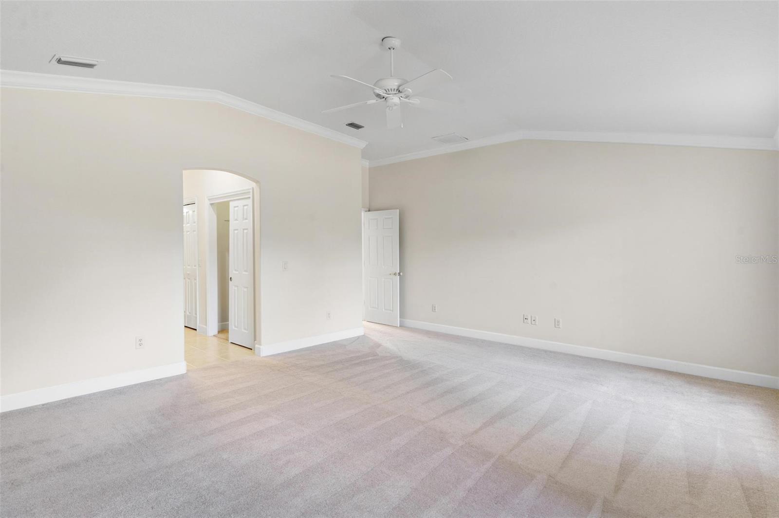 5009 HARBOR HTS, LADY LAKE, FL, 32159