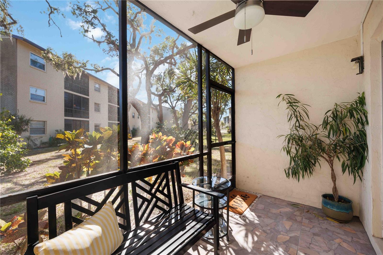 2300 STICKNEY POINT RD RD #104, SARASOTA, FL, 34231