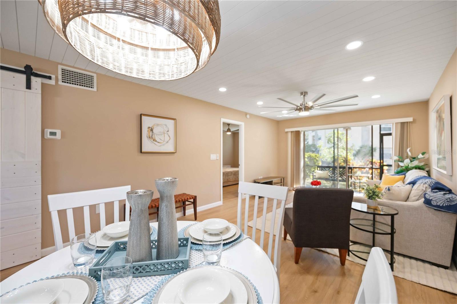 2300 STICKNEY POINT RD RD #104, SARASOTA, FL, 34231