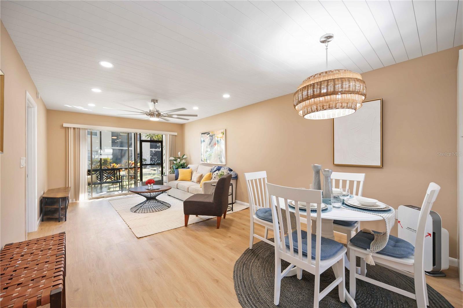2300 STICKNEY POINT RD RD #104, SARASOTA, FL, 34231