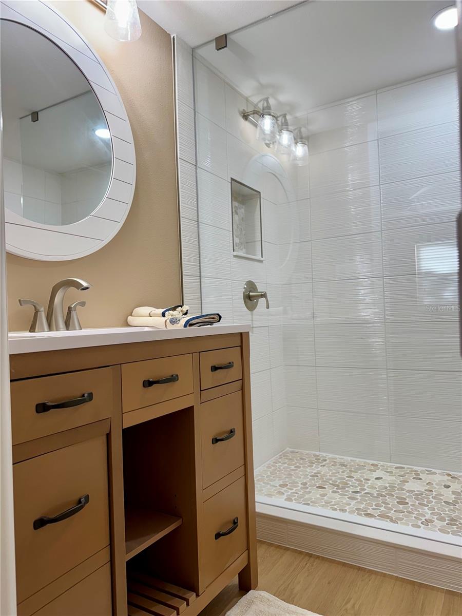 2300 STICKNEY POINT RD RD #104, SARASOTA, FL, 34231