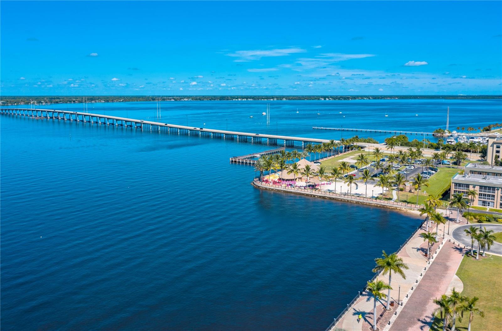 921 GREAT FALLS TER NW, PORT CHARLOTTE, FL, 33948