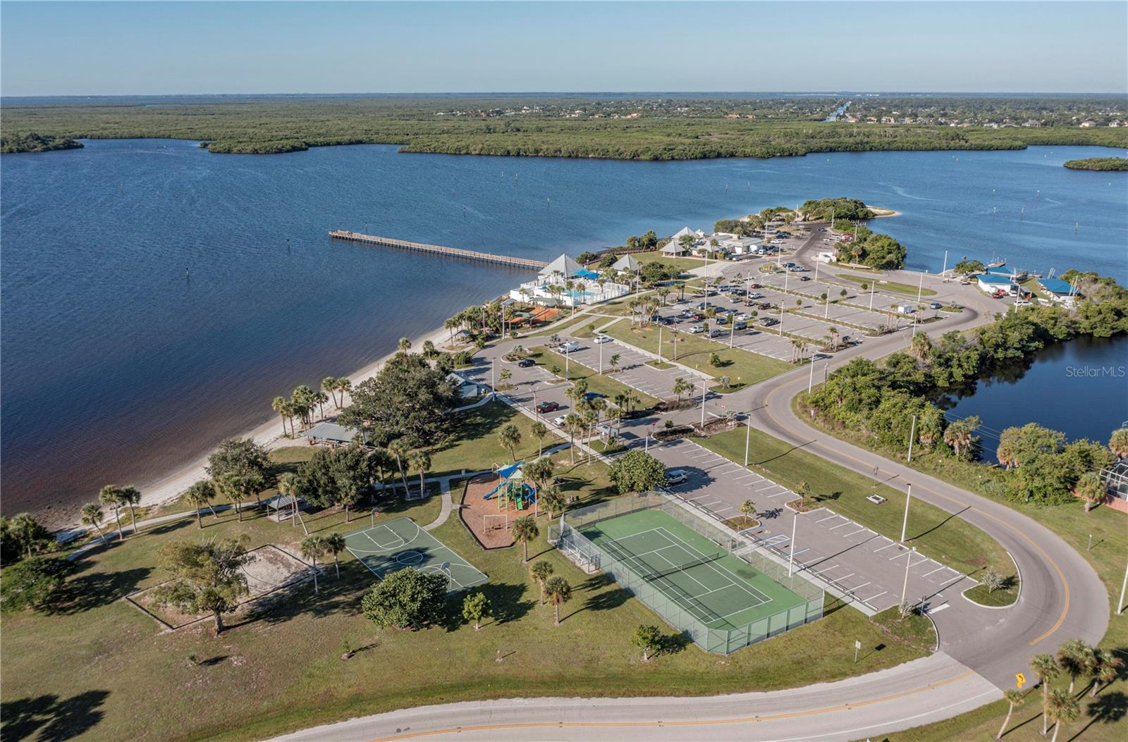 921 GREAT FALLS TER NW, PORT CHARLOTTE, FL, 33948