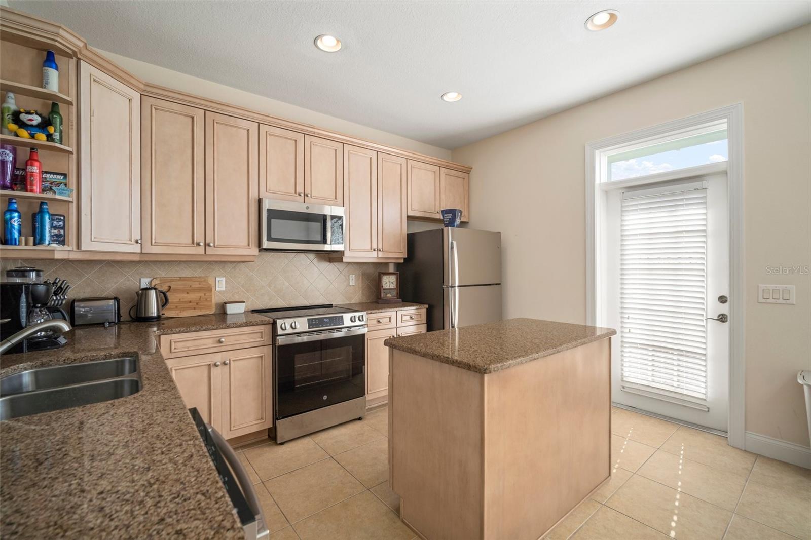 322 IBISVIEW LN, APOLLO BEACH, FL, 33572