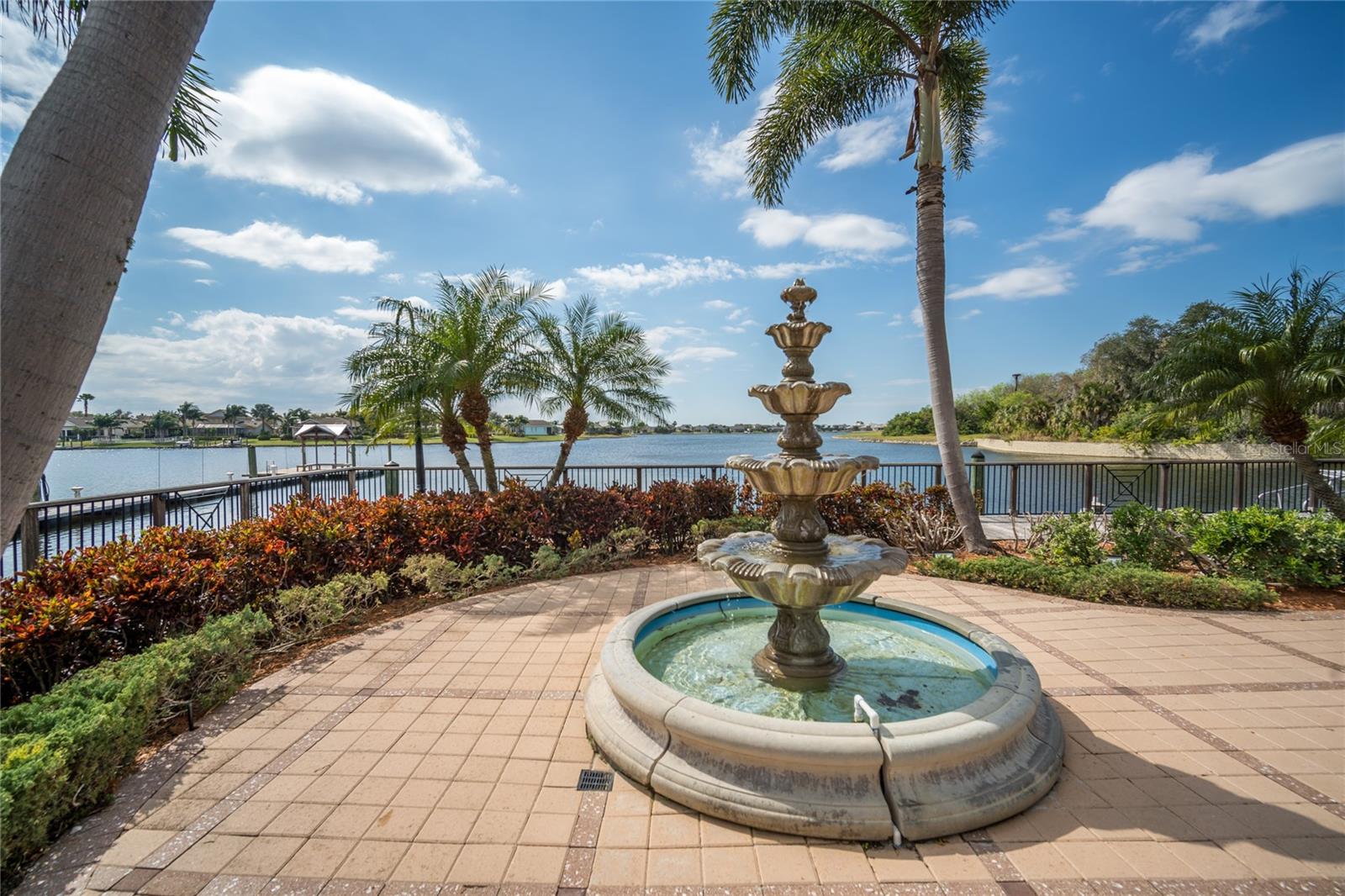 322 IBISVIEW LN, APOLLO BEACH, FL, 33572