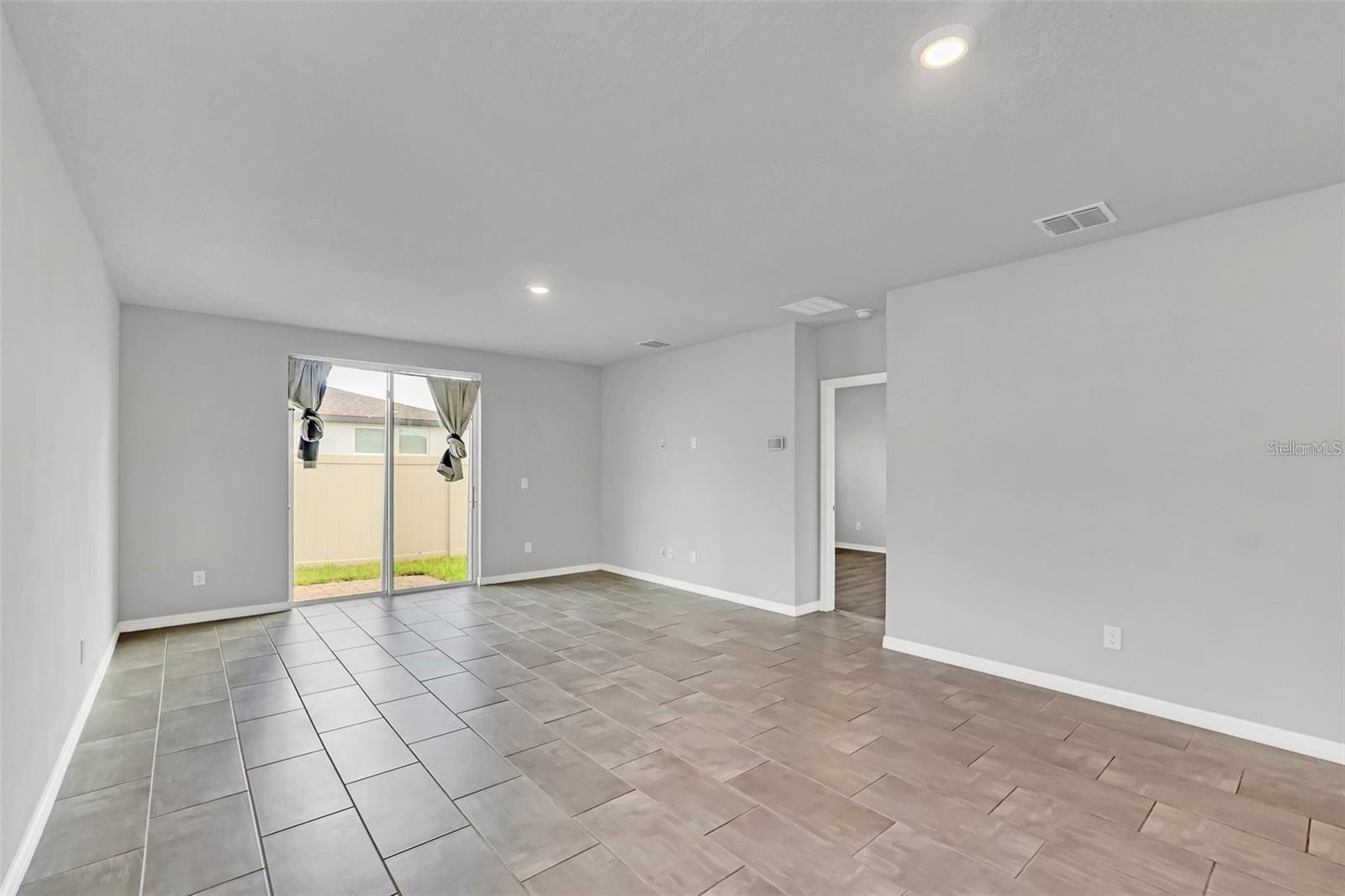 3241 BELLA VISTA DR, DAVENPORT, FL, 33897