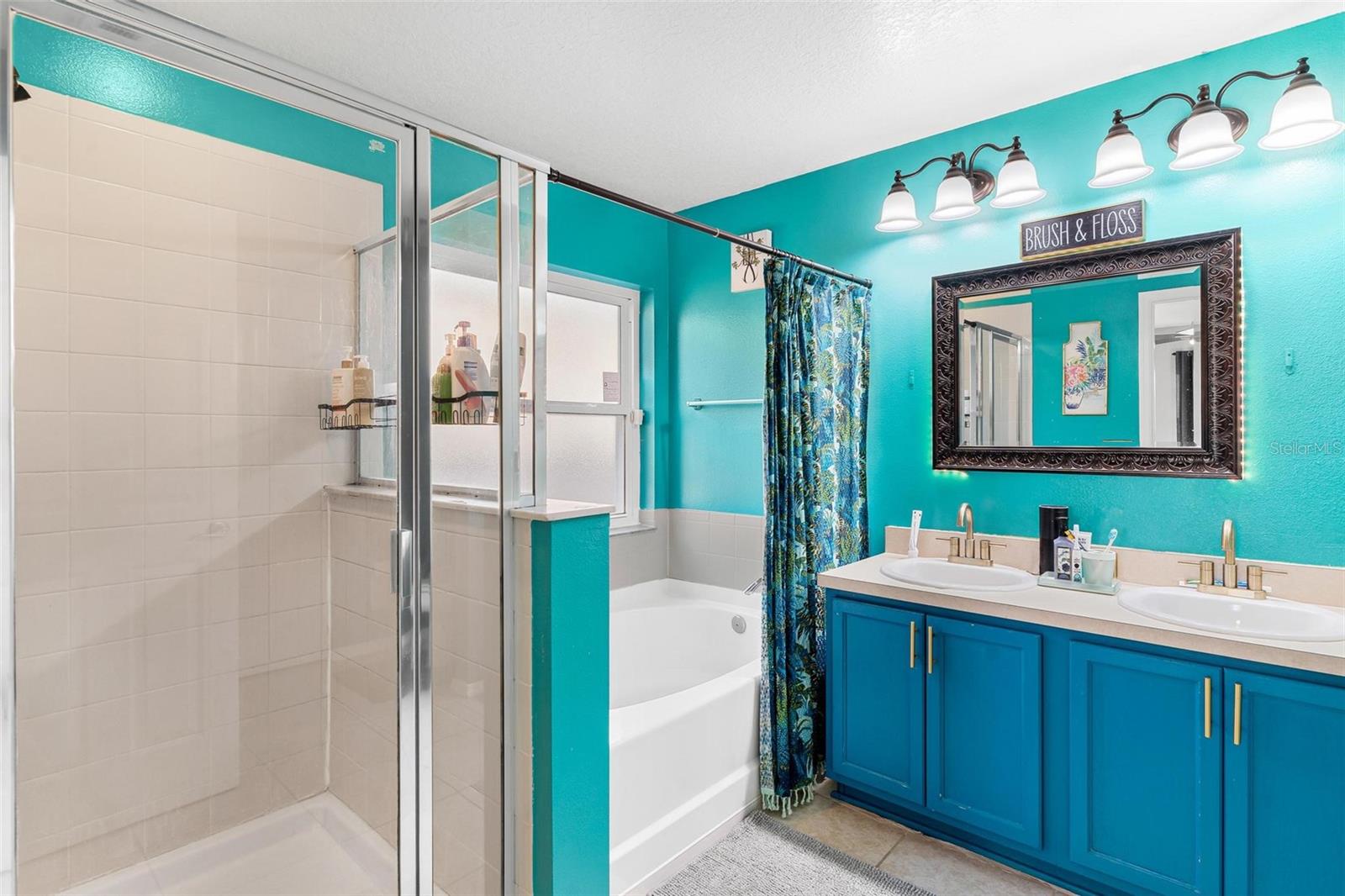 1725 STRATHMORE CIR, MOUNT DORA, FL, 32757