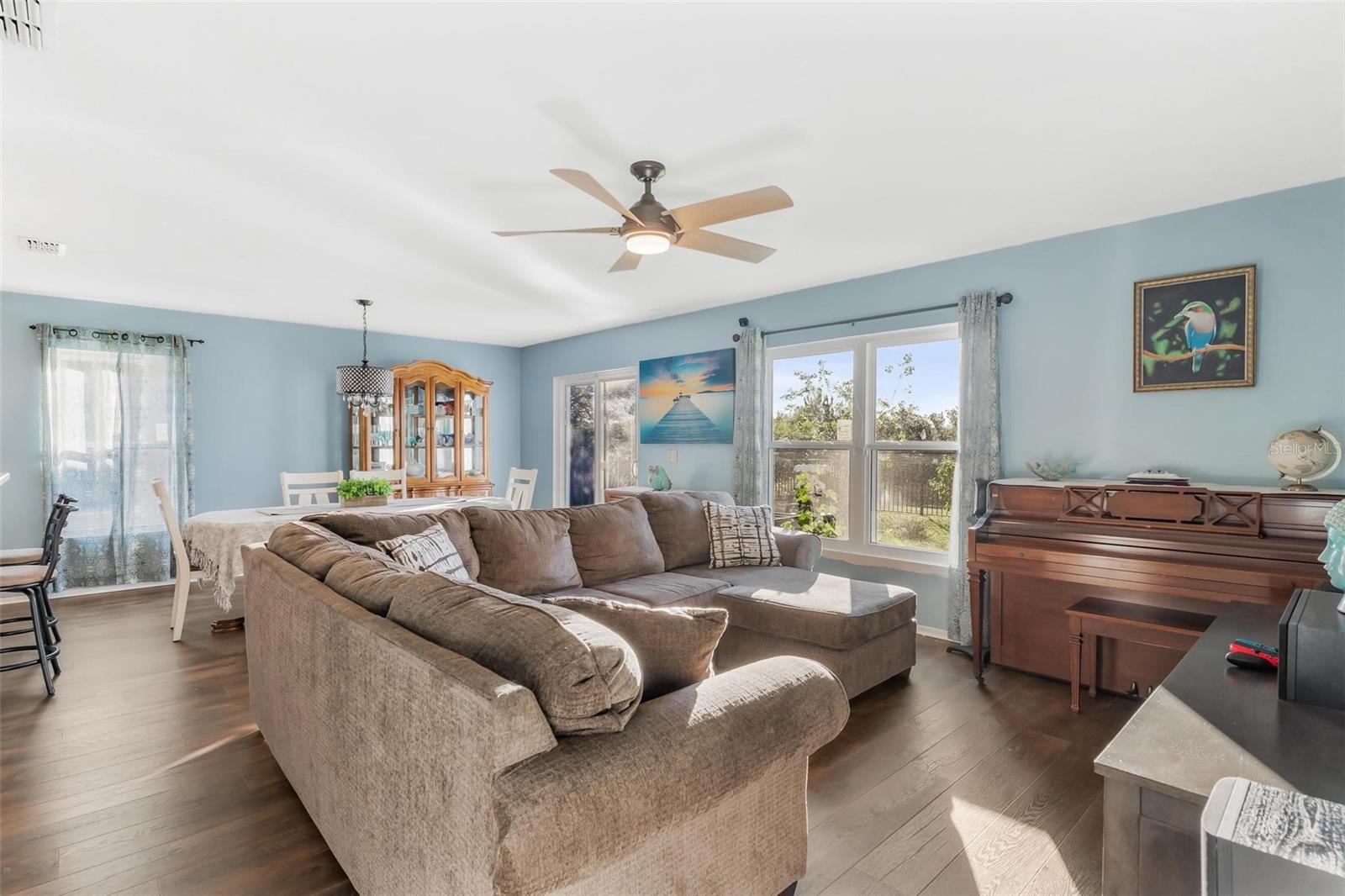 1725 STRATHMORE CIR, MOUNT DORA, FL, 32757
