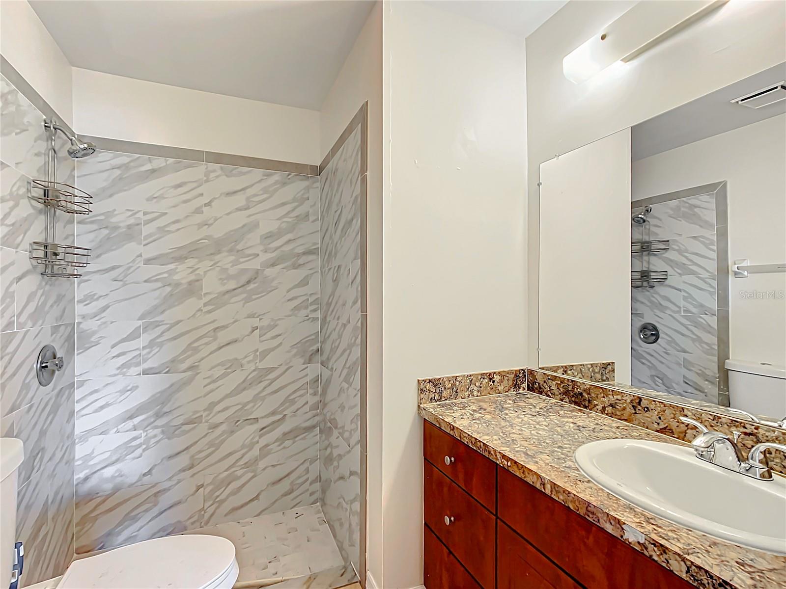 28 SPRING LOOP CIR, OCALA, FL, 34472