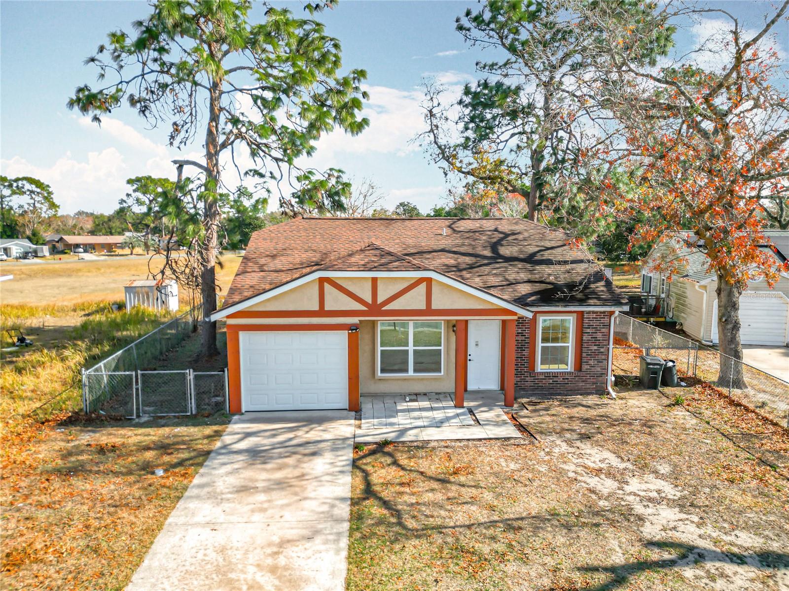 28 SPRING LOOP CIR, OCALA, FL, 34472