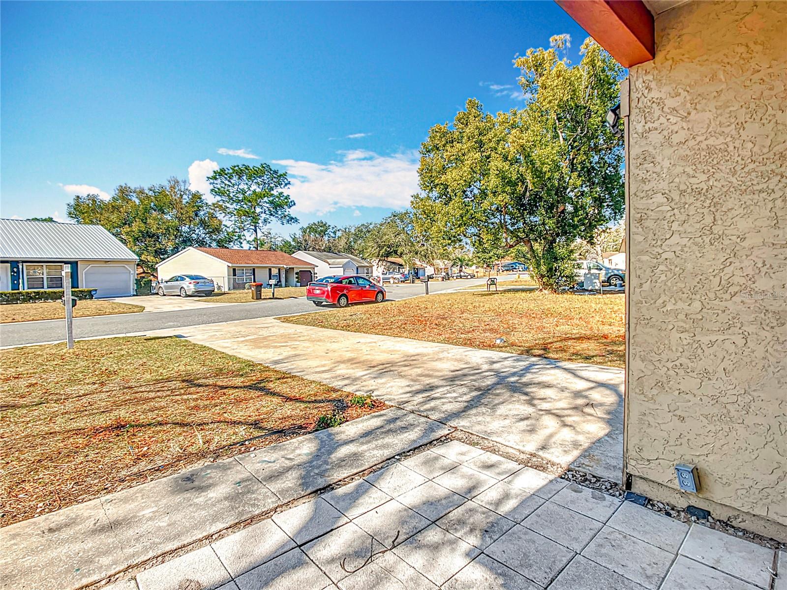 28 SPRING LOOP CIR, OCALA, FL, 34472