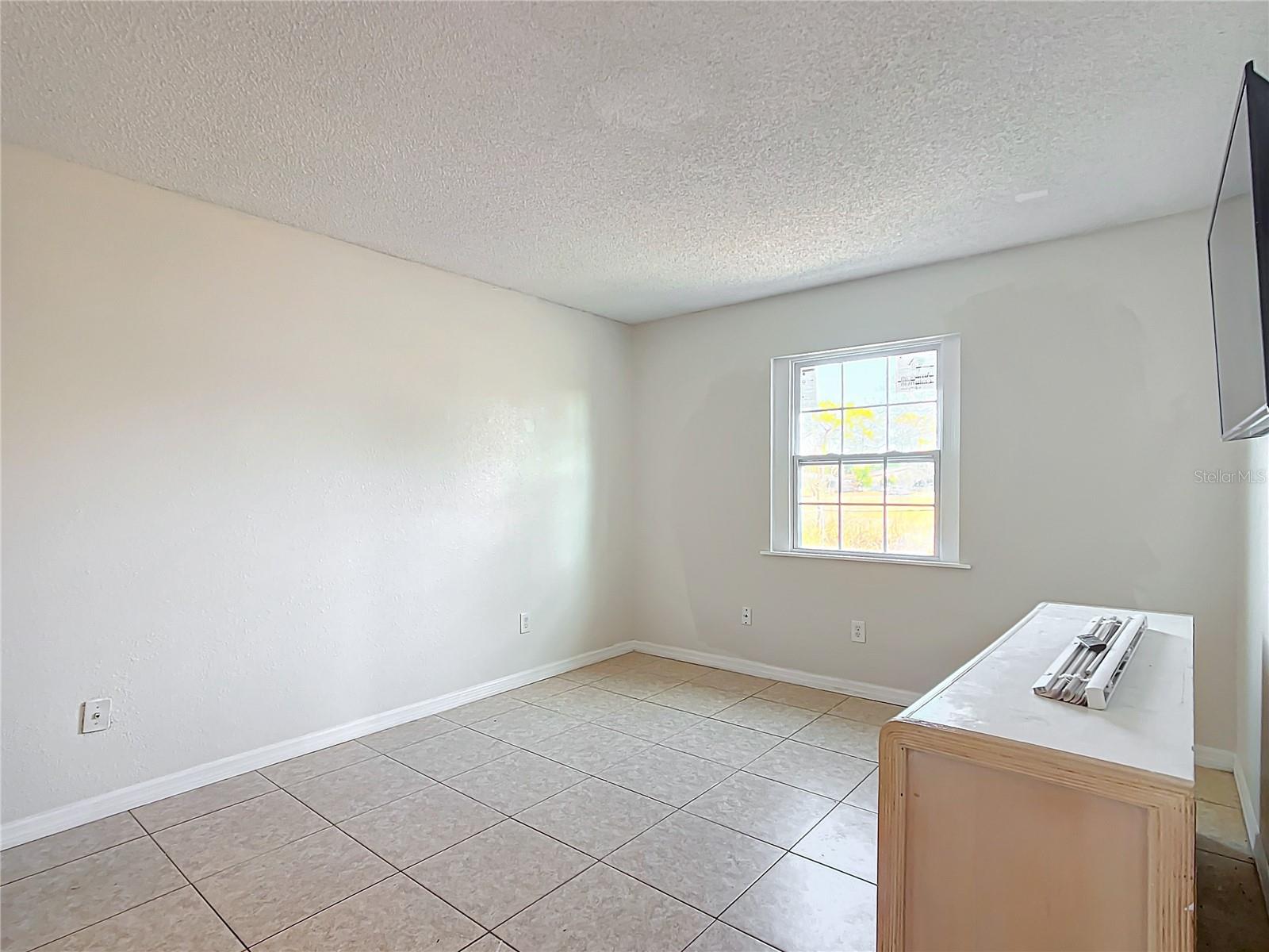 28 SPRING LOOP CIR, OCALA, FL, 34472