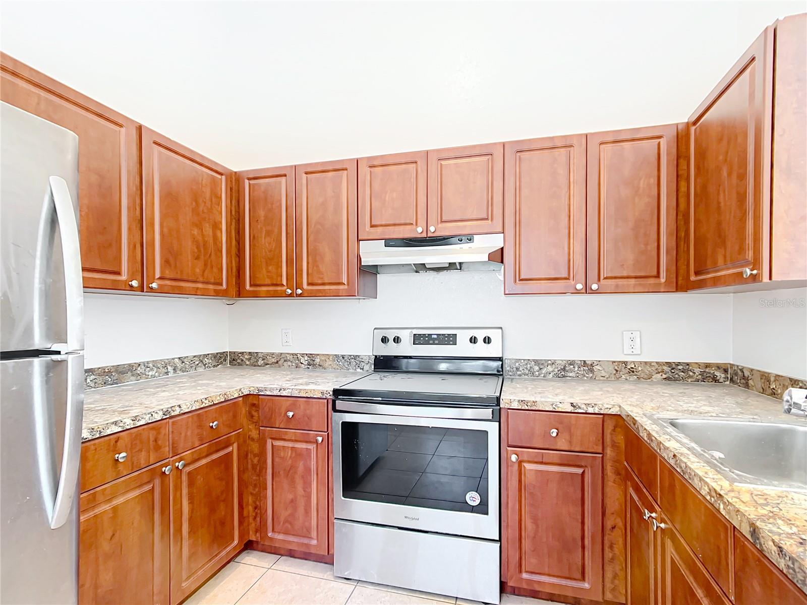 28 SPRING LOOP CIR, OCALA, FL, 34472