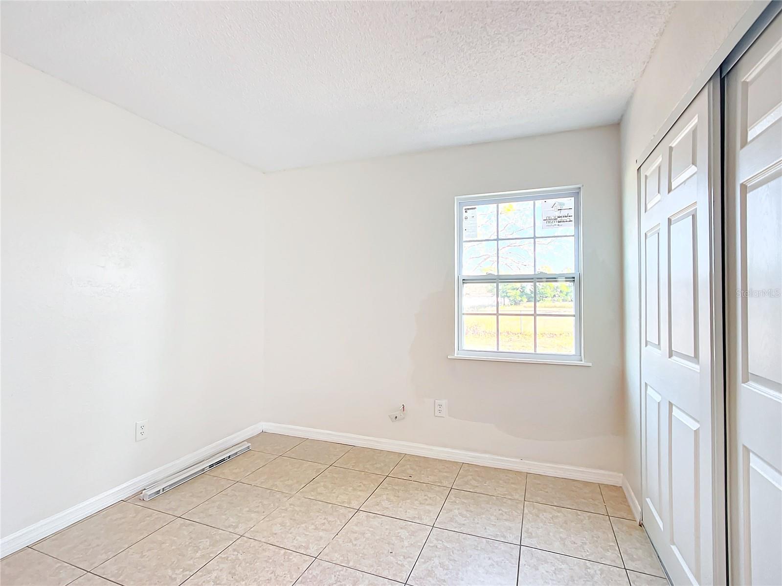 28 SPRING LOOP CIR, OCALA, FL, 34472