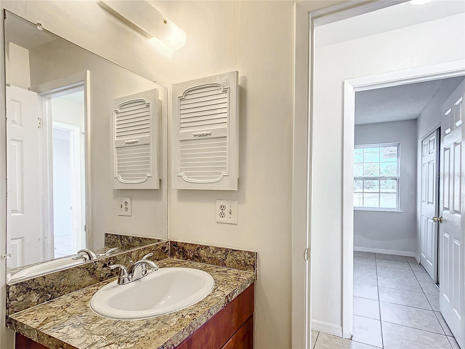 28 SPRING LOOP CIR, OCALA, FL, 34472