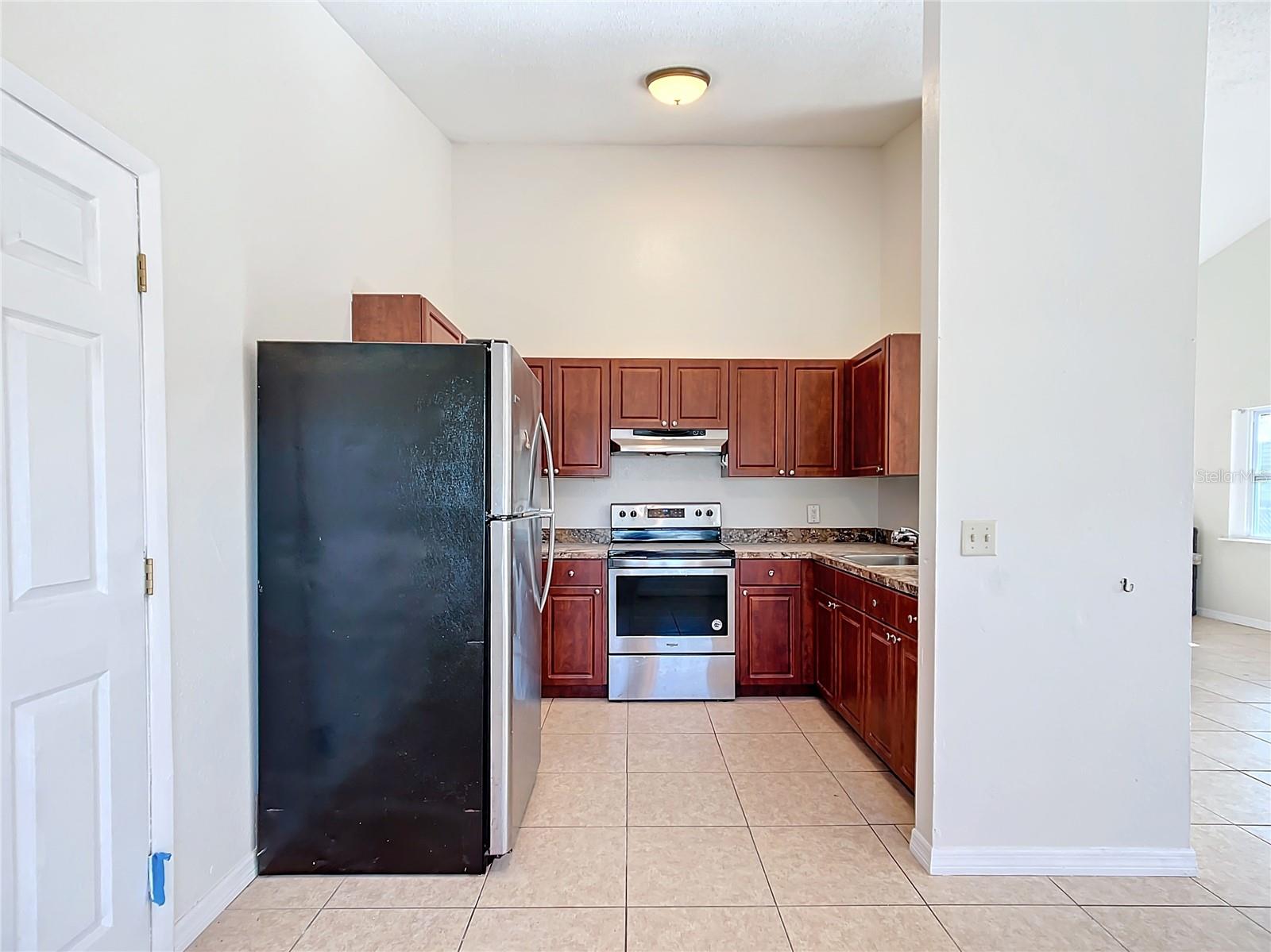 28 SPRING LOOP CIR, OCALA, FL, 34472