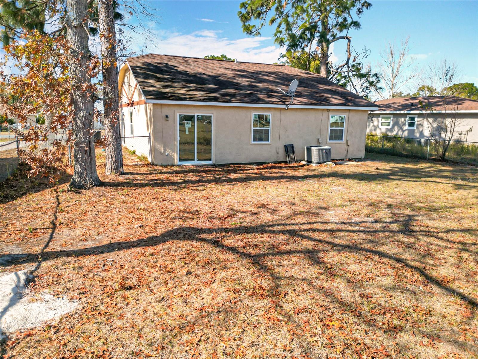 28 SPRING LOOP CIR, OCALA, FL, 34472