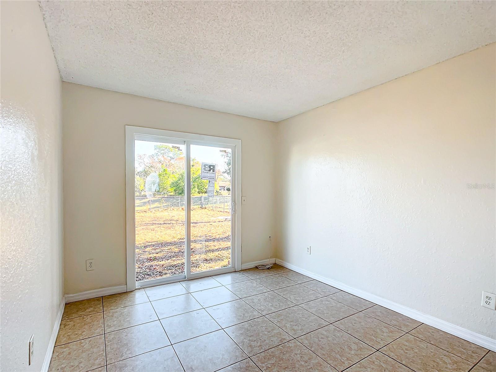 28 SPRING LOOP CIR, OCALA, FL, 34472