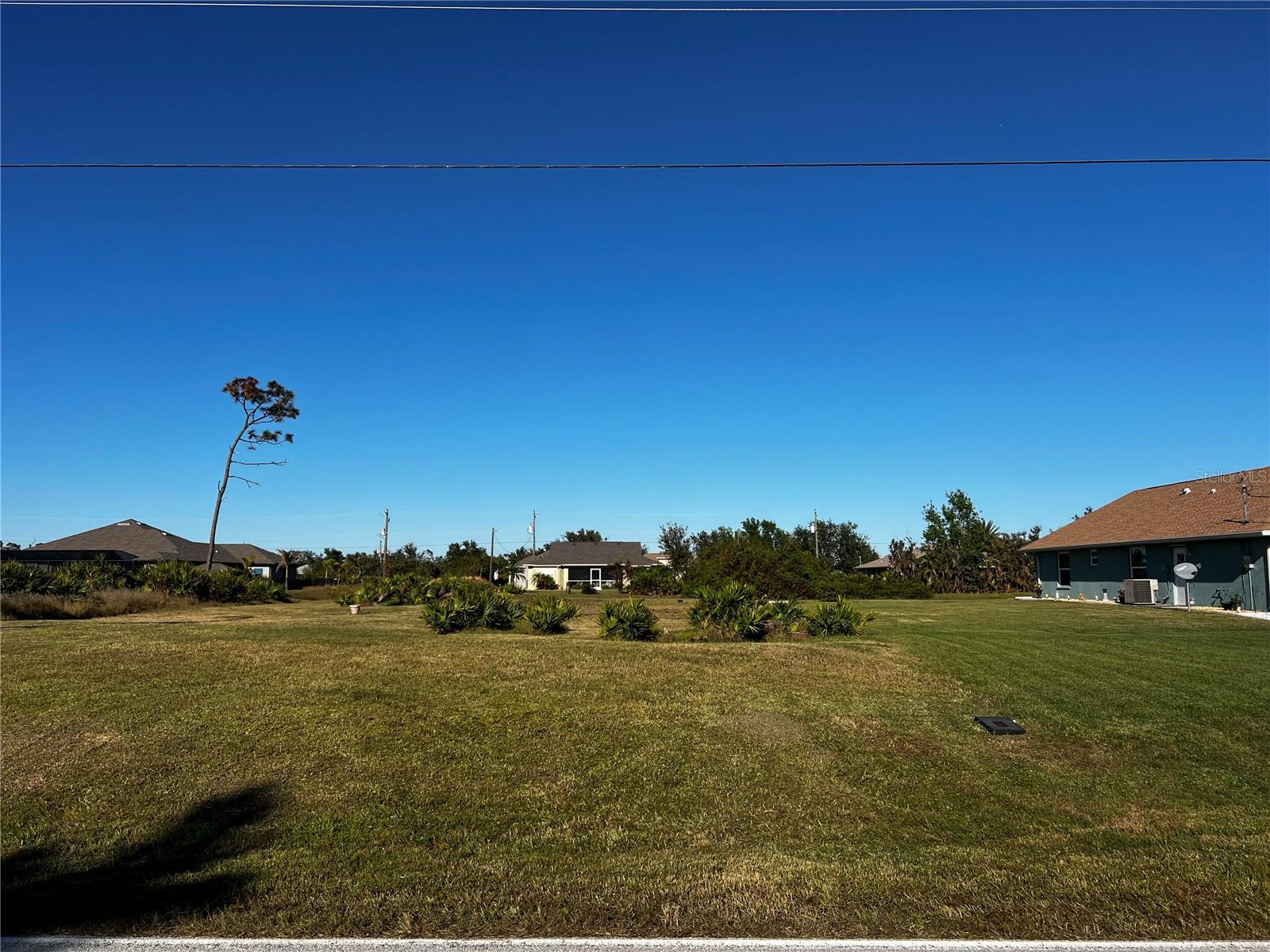 671 BOUNDARY BLVD, ROTONDA WEST, FL, 33947