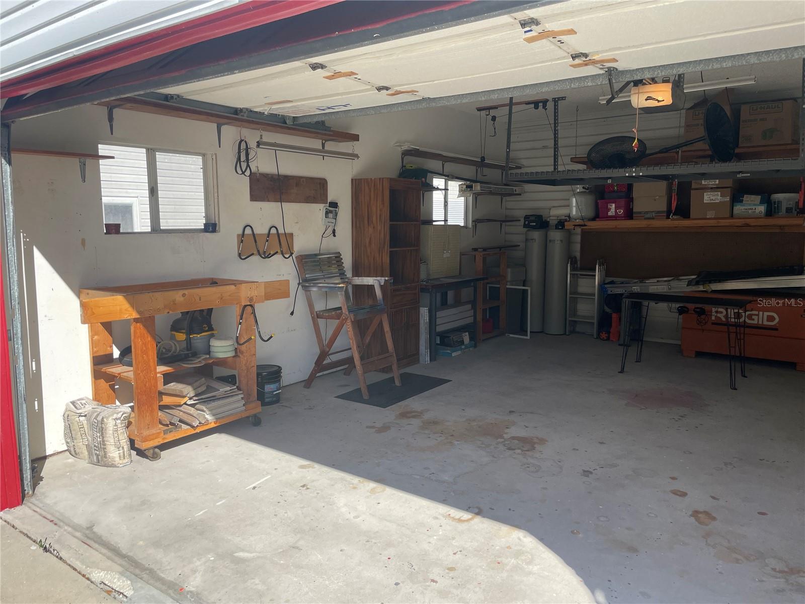 25704 OAK ALY, LEESBURG, FL, 34748