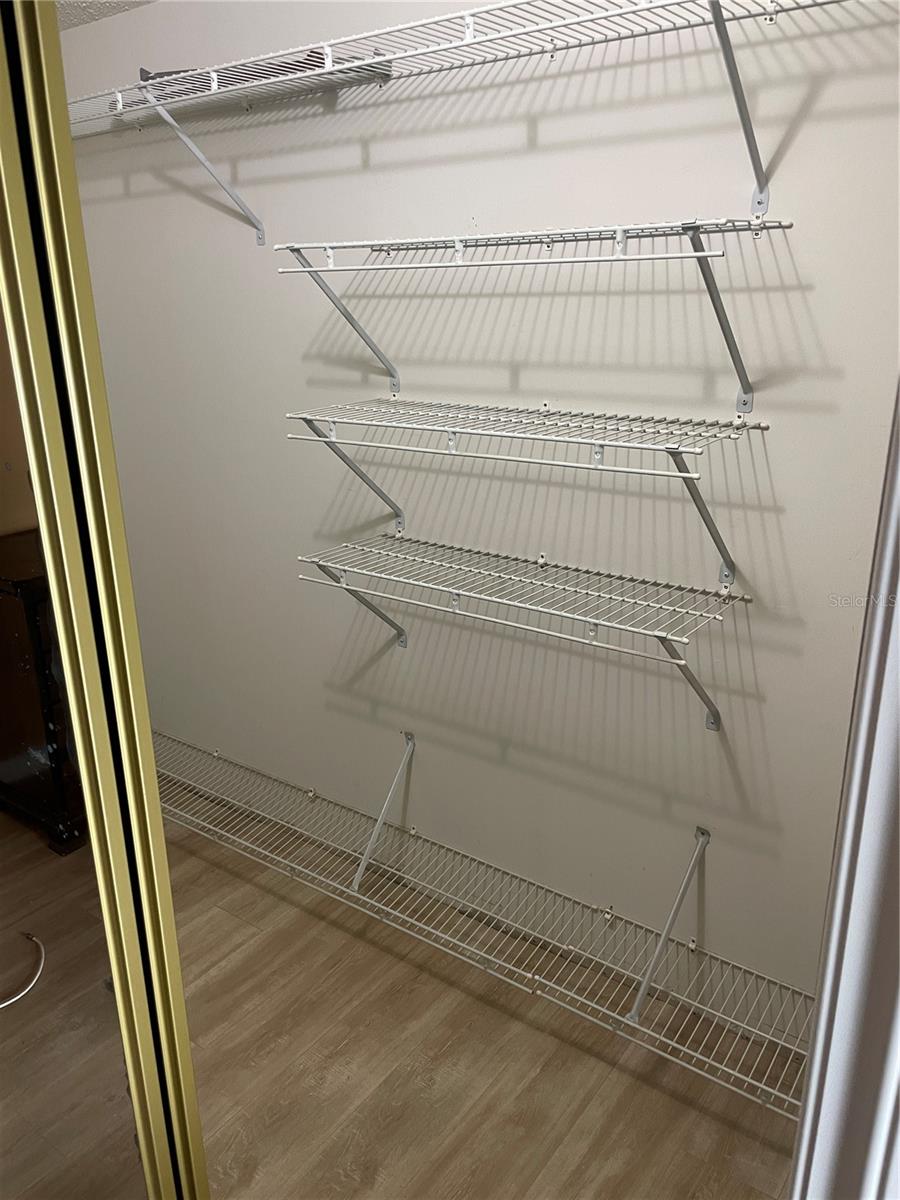 25704 OAK ALY, LEESBURG, FL, 34748