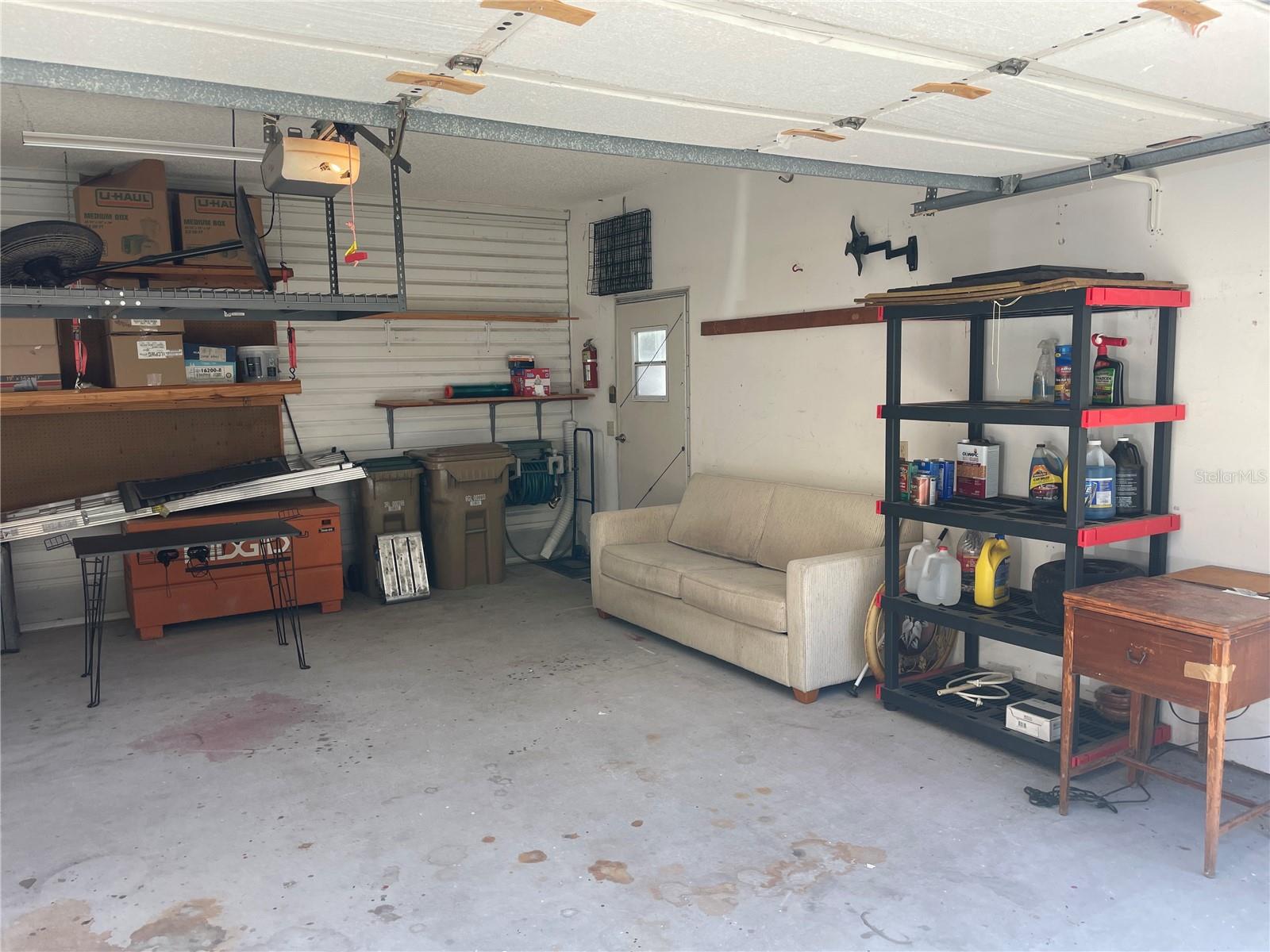 25704 OAK ALY, LEESBURG, FL, 34748