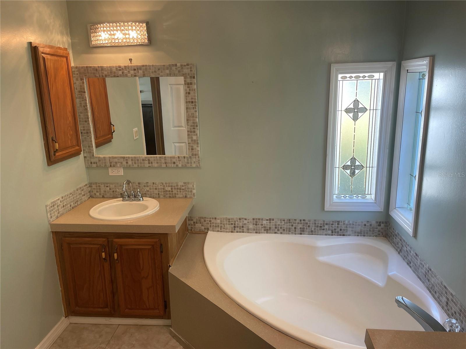 25704 OAK ALY, LEESBURG, FL, 34748