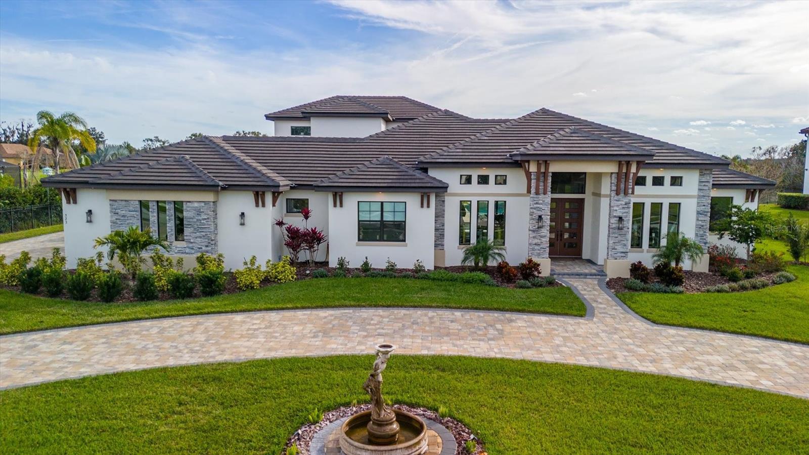 323 HAWK TALON DR, LITHIA, FL, 33547