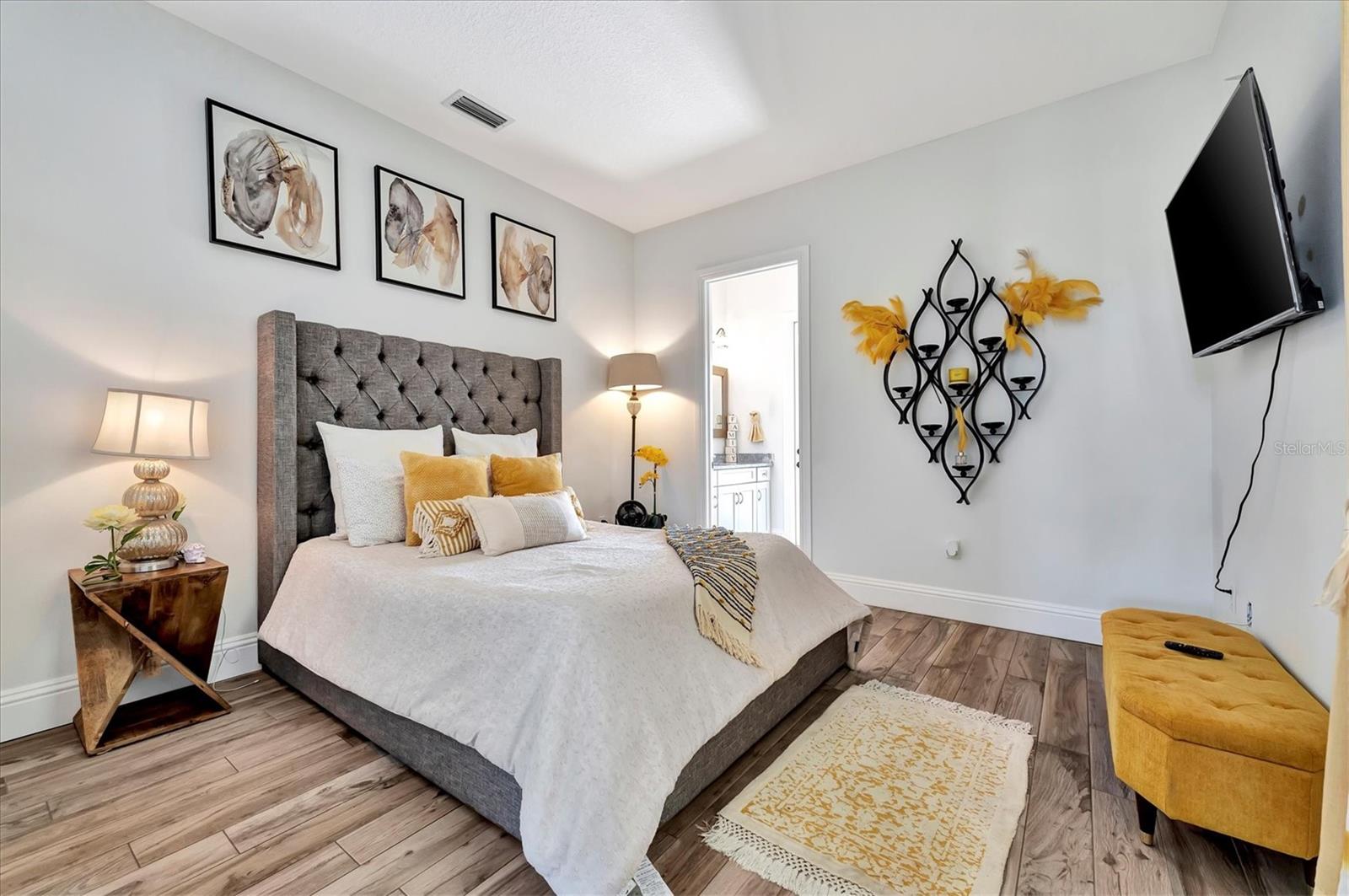 323 HAWK TALON DR, LITHIA, FL, 33547
