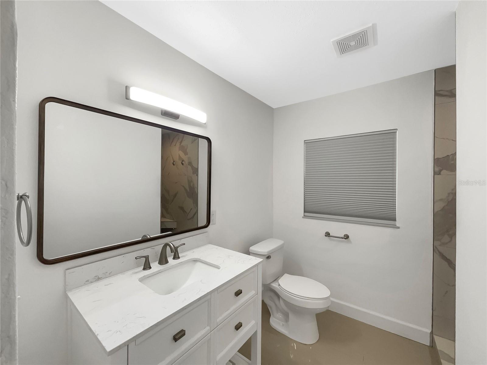 2410 SANFORD AVE, SANFORD, FL, 32771