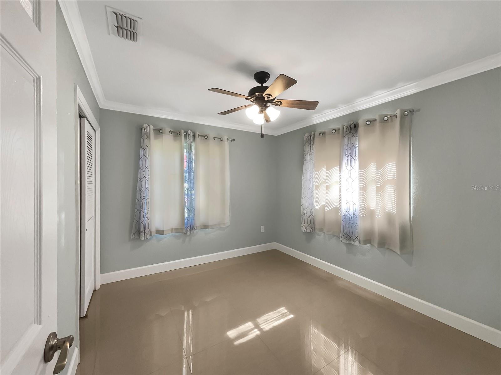 2410 SANFORD AVE, SANFORD, FL, 32771