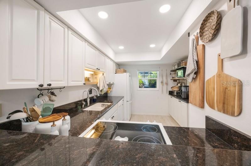 1753 BELLEAIR FOREST DR #E2, BELLEAIR, FL, 33756