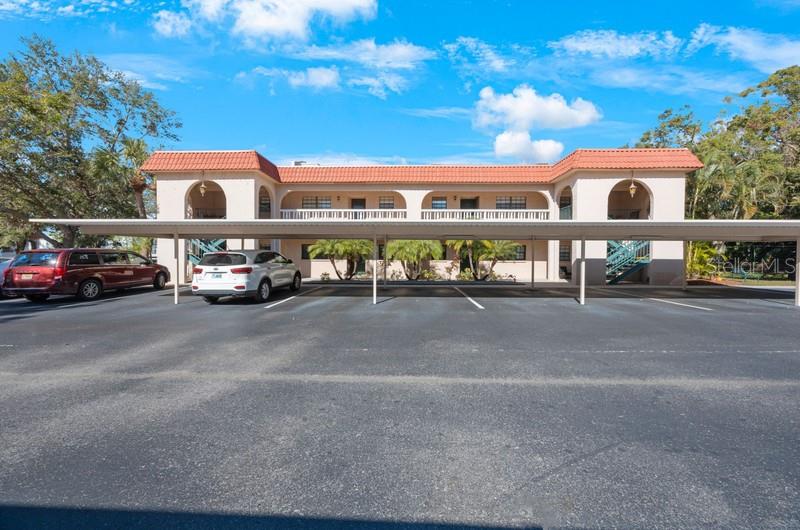 1753 BELLEAIR FOREST DR #E2, BELLEAIR, FL, 33756
