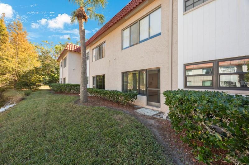 1753 BELLEAIR FOREST DR #E2, BELLEAIR, FL, 33756